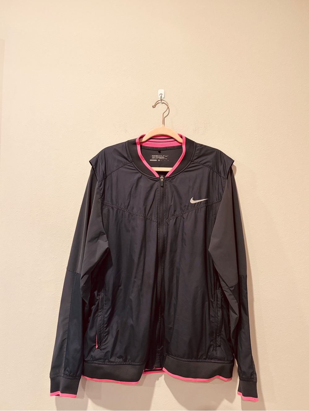 Nike Women’s Black Pink Trim Bomber Jacket Size XL Activewear Golf Sporty Casual